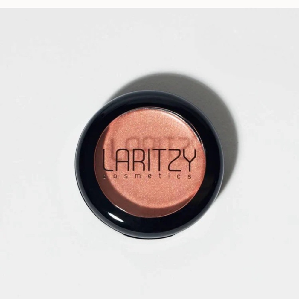 FREE*‎ NEW Women’s LARYTZY cosmetics CREAM HIGHLIGHTER “FAME” peachy gold
